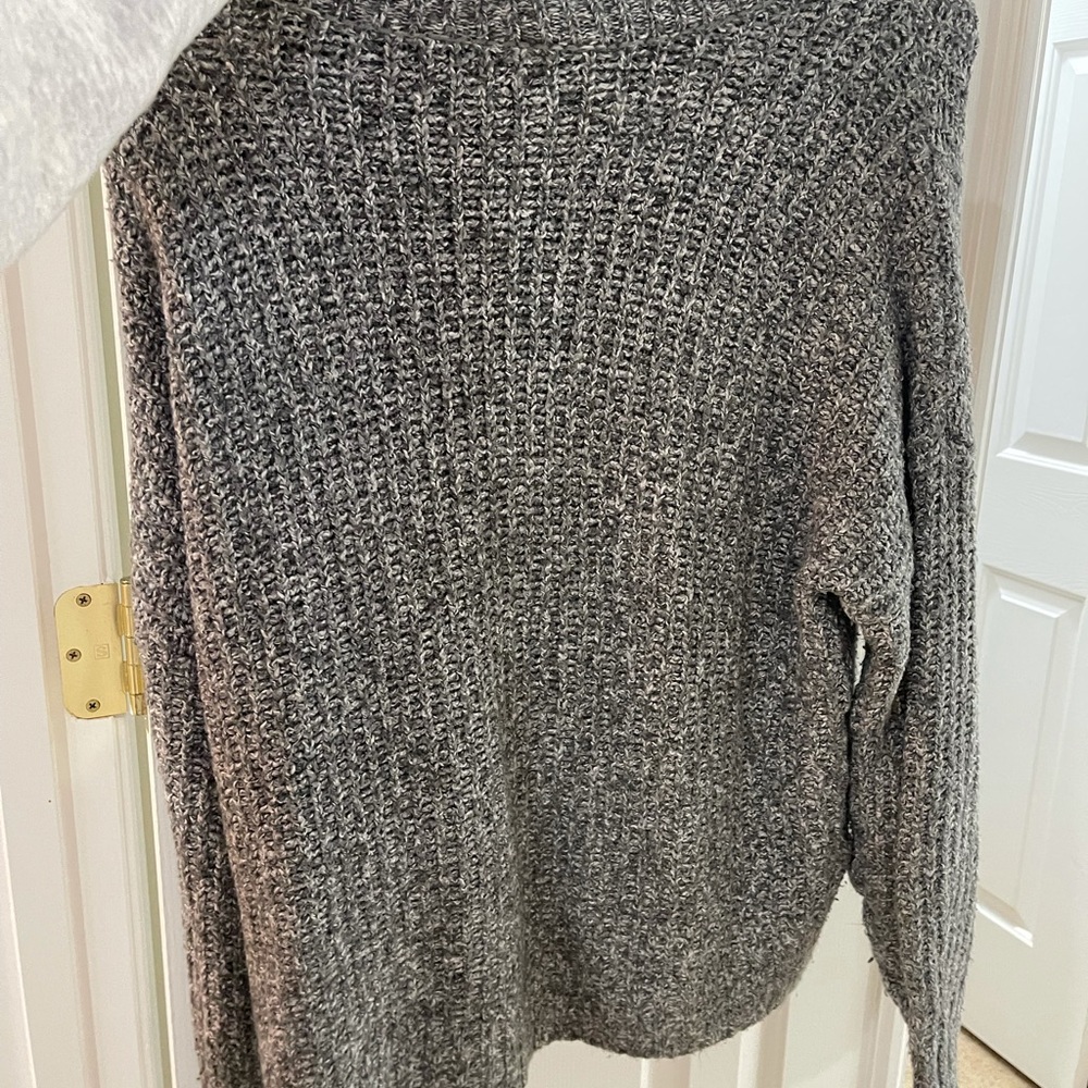 Size small american eagle sweater